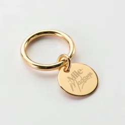 HappyBulle Bague EVJF jonc plaqué or personnalisée médaille gravée 15 mm Plaqué or 18k