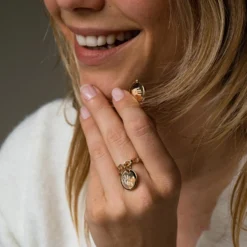 New HappyBulle Bague Mariée chaine maille ronde plaqué or personnalisée médaille gravée 15 mm Plaqué or 18k