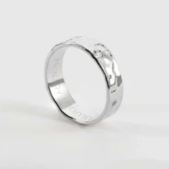 HappyBulle Bague martelée personnalisée argent 5 mm Argent rhodié 925