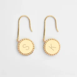 New HappyBulle Boucles d'oreilles bohème personnalisées médailles gravées plaqué or initiale 11 mm Plaqué or 18k