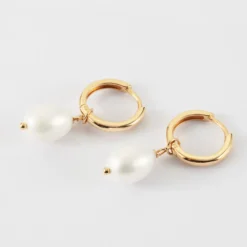 New HappyBulle Boucles d'oreilles créoles perle nacre plaqué or Blanche