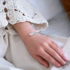 Online HappyBulle Bracelet chaine enfant personnalisé médaille gravée argent plaque 20x8 mm Argent rhodié 925