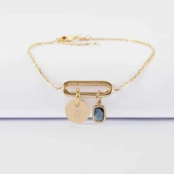 HappyBulle Bracelet chaîne ovale ouvert personnalisé médaille gravée plaqué or 10 mm et breloque rectangle zircon plaqué or 9 mm