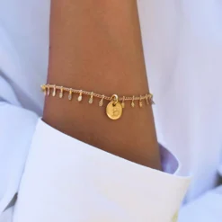 Best HappyBulle Bracelet chaîne pampilles personnalisé médaille gravée plaqué or 10 mm Plaqué or 18k