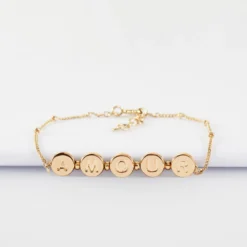 Hot HappyBulle Bracelet chaîne pastilles estampillées "Amour" plaqué or Plaqué or 18k