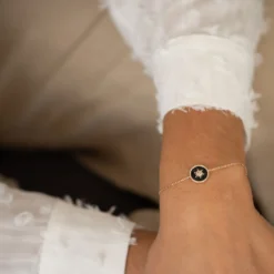 Discount HappyBulle Bracelet chaîne personnalisé médaille gravée plaqué or initiale soleil 12 mm Email noir