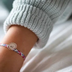 Sale HappyBulle Bracelet enfant Liberty personnalisé médaille lettre initiale dentelle argent 14 mm