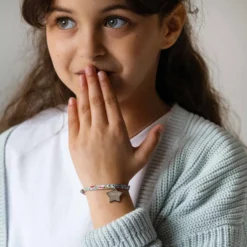 Best HappyBulle Bracelet enfant Liberty personnalisé prénom médaille gravée argent étoile 20x20 mm Argent rhodié 925