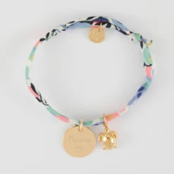 Discount HappyBulle Bracelet enfant Liberty personnalisé médaille gravée plaqué or 15 mm et breloque tortue 10 mm