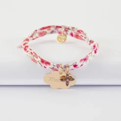 New HappyBulle Bracelet enfant Liberty personnalisé médaille gravée plaqué or nuage 20x14 mm et breloque fleur pétales zircons 10 mm