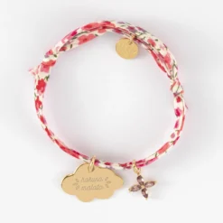 New HappyBulle Bracelet enfant Liberty personnalisé médaille gravée plaqué or nuage 20x14 mm et breloque fleur pétales zircons 10 mm