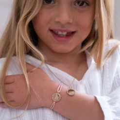 Sale HappyBulle Bracelet enfant personnalisé médaille contour fleur gravée plaqué or 2 trous 15 mm