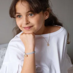 Best HappyBulle Bracelet enfant personnalisé cordon élastique médaille gravée plaqué or nuage 20x14 mm Plaqué or 18k