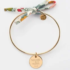 Outlet HappyBulle Bracelet Famille des mariés personnalisé jonc plaqué or et cordon Liberty médaille gravée 15 mm Plaqué or 18k