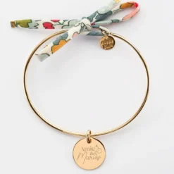 Outlet HappyBulle Bracelet Famille des mariés personnalisé jonc plaqué or et cordon Liberty médaille gravée 15 mm Plaqué or 18k
