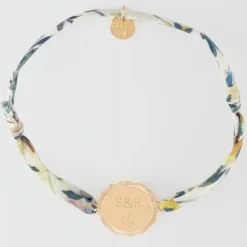 HappyBulle Bracelet Liberty personnalisé médaille contour fleur gravée plaqué or 2 trous 18 mm