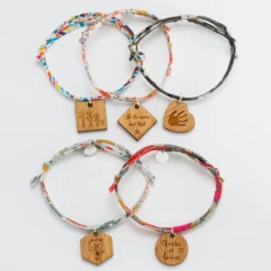 Hot HappyBulle Bracelet Liberty personnalisé médaille gravée dormeuse coeur 19x21 mm Bois