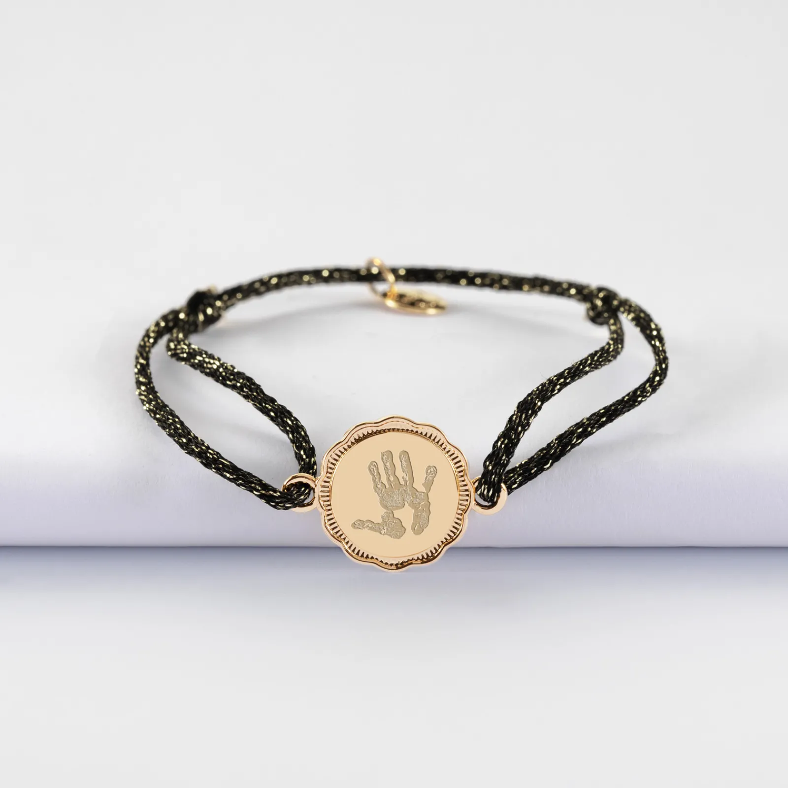 Best HappyBulle Bracelet personnalisé cordon pailleté médaille contour fleur gravée plaqué or 2 trous 15 mm