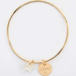 Discount HappyBulle Bracelet personnalisé jonc plaqué or médaille gravée 15 mm et breloque nacre 10 mm Plaqué or 18k