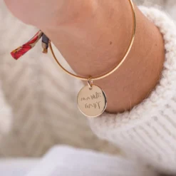 Best HappyBulle Bracelet personnalisé jonc plaqué or et cordon Liberty médaille gravée 19 mm Plaqué or 18k