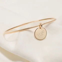 Discount HappyBulle Bracelet personnalisé jonc plaqué or médaille gravée 19 mm Plaqué or 18k