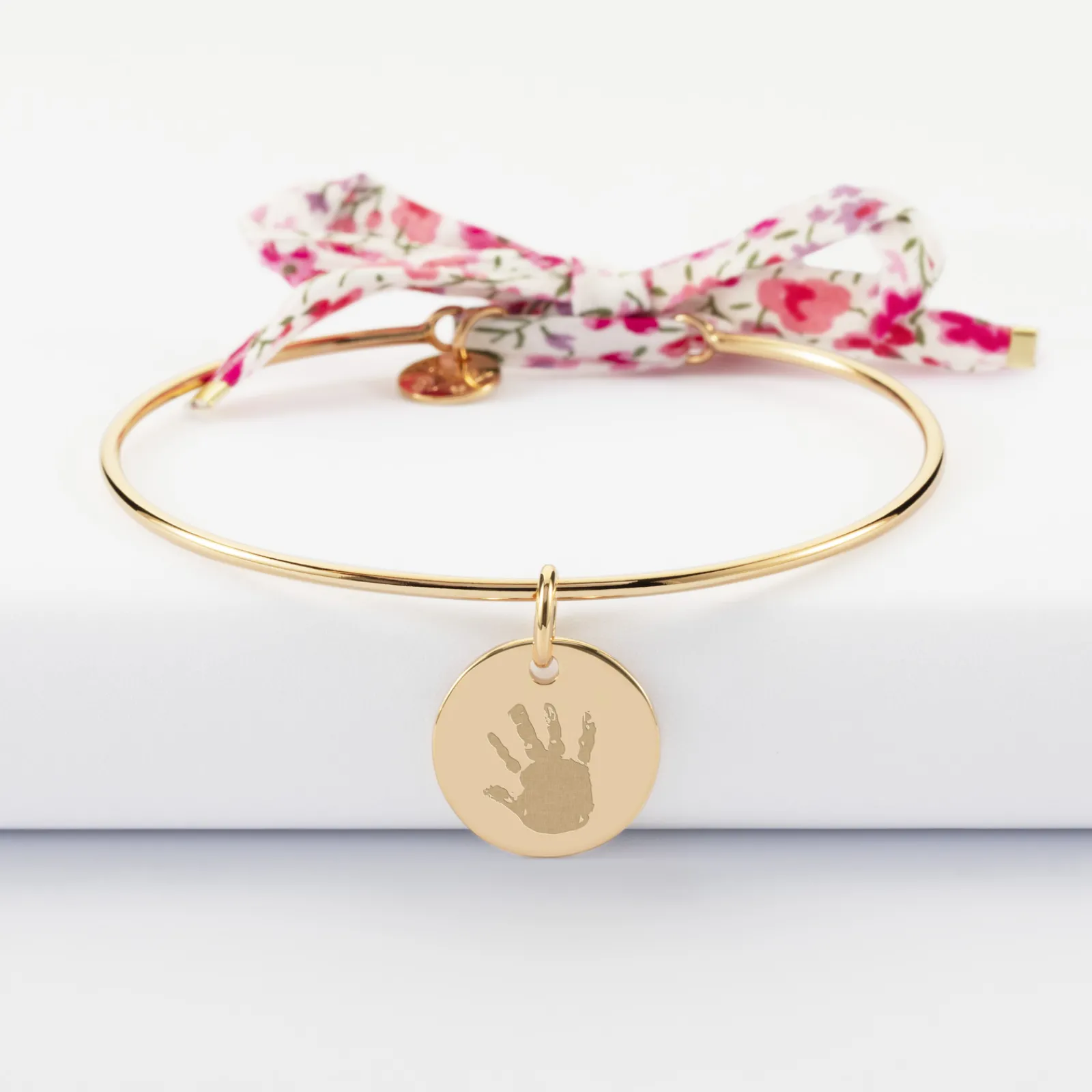 Online HappyBulle Bracelet personnalisé jonc plaqué or et cordon Liberty médaille martelée gravée 15 mm Plaqué or 18k