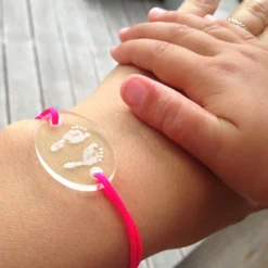 Online HappyBulle Bracelet personnalisé médaille gravée ovale 25x17 mm Acrylique
