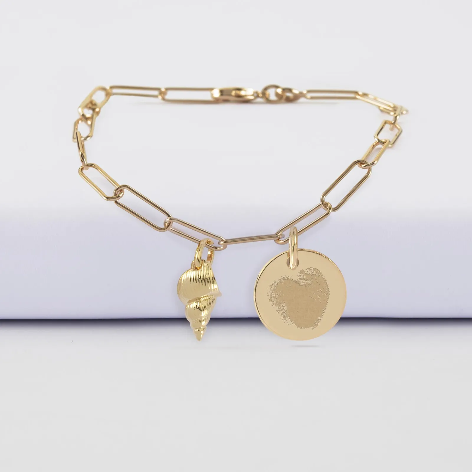 Hot HappyBulle Bracelet personnalisé petites mailles médaille gravée plaqué or 15 mm et breloque(s) summer - à composer Plaqué or 18k