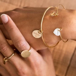 HappyBulle Bracelet Témoin personnalisé jonc plaqué or médaille gravée 15 mm Plaqué or 18k
