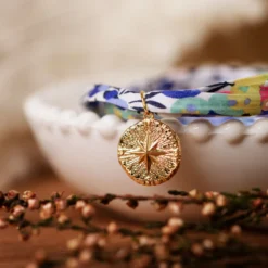 Clearance HappyBulle Bracelet 3 tours Liberty personnalisé médaille gravée plaqué or rose des vents texturée 14 mm Plaqué or 18k
