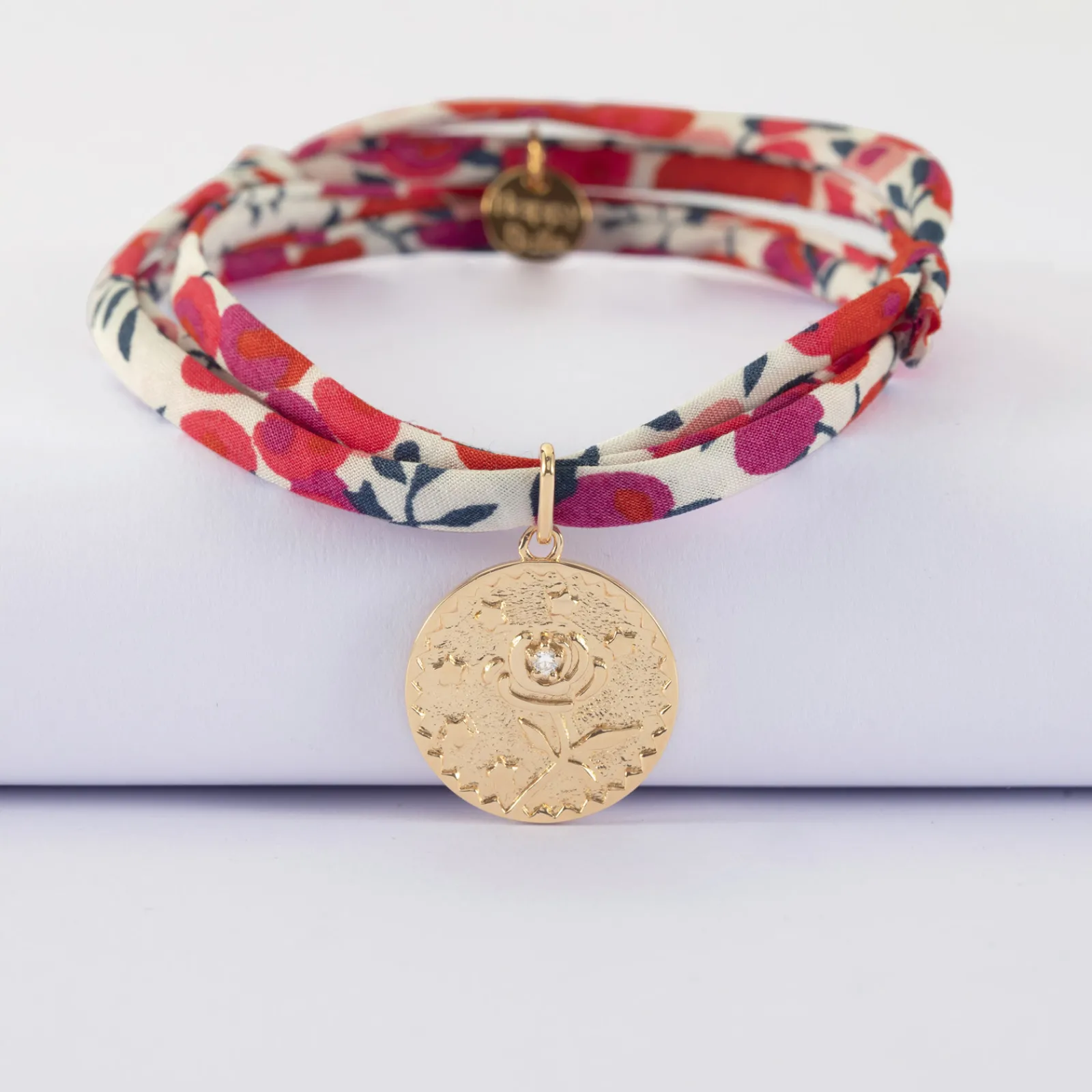 HappyBulle Bracelet 3 tours Liberty personnalisé médaille gravée plaqué or texturée rose scintillante 19 mm