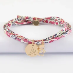Sale HappyBulle Bracelet 3 tours Liberty personnalisé médaille gravée plaqué or 15 mm et breloque petite fille zircon 12 mm Plaqué or 18k