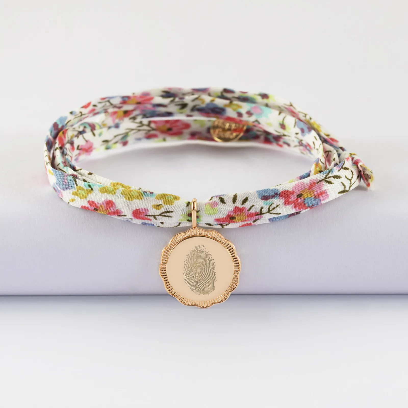 New HappyBulle Bracelet 3 tours Liberty personnalisé médaille contour fleur gravée plaqué or 15 mm