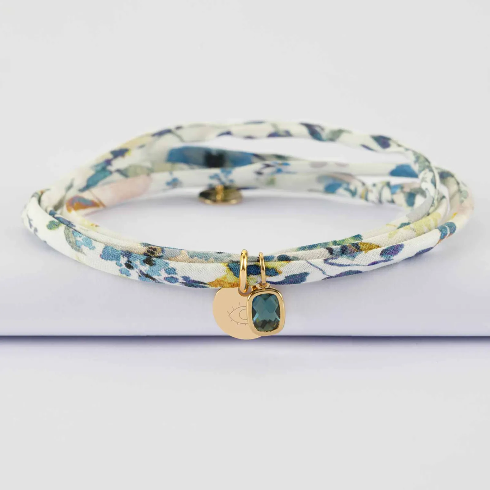 Clearance HappyBulle Bracelet 3 tours Liberty personnalisé médaille gravée plaqué or 10 mm et breloque rectangle zircon plaqué or 9 mm