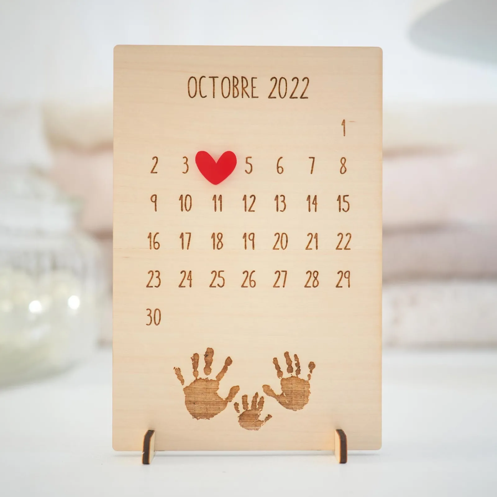 HappyBulle Cadre calendrier personnalisé bois gravé 15x10 cm avec support
