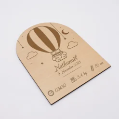 Hot HappyBulle Cadre de naissance montgolfière personnalisé bois gravé 15x11,5 cm