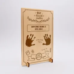 Online HappyBulle Cadre diplôme maître personnalisé bois gravé 15x10 cm avec support - édition spéciale 