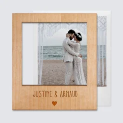 Online HappyBulle Cadre polaroïd personnalisé gravé bois aimanté grand format 92x108 mm
