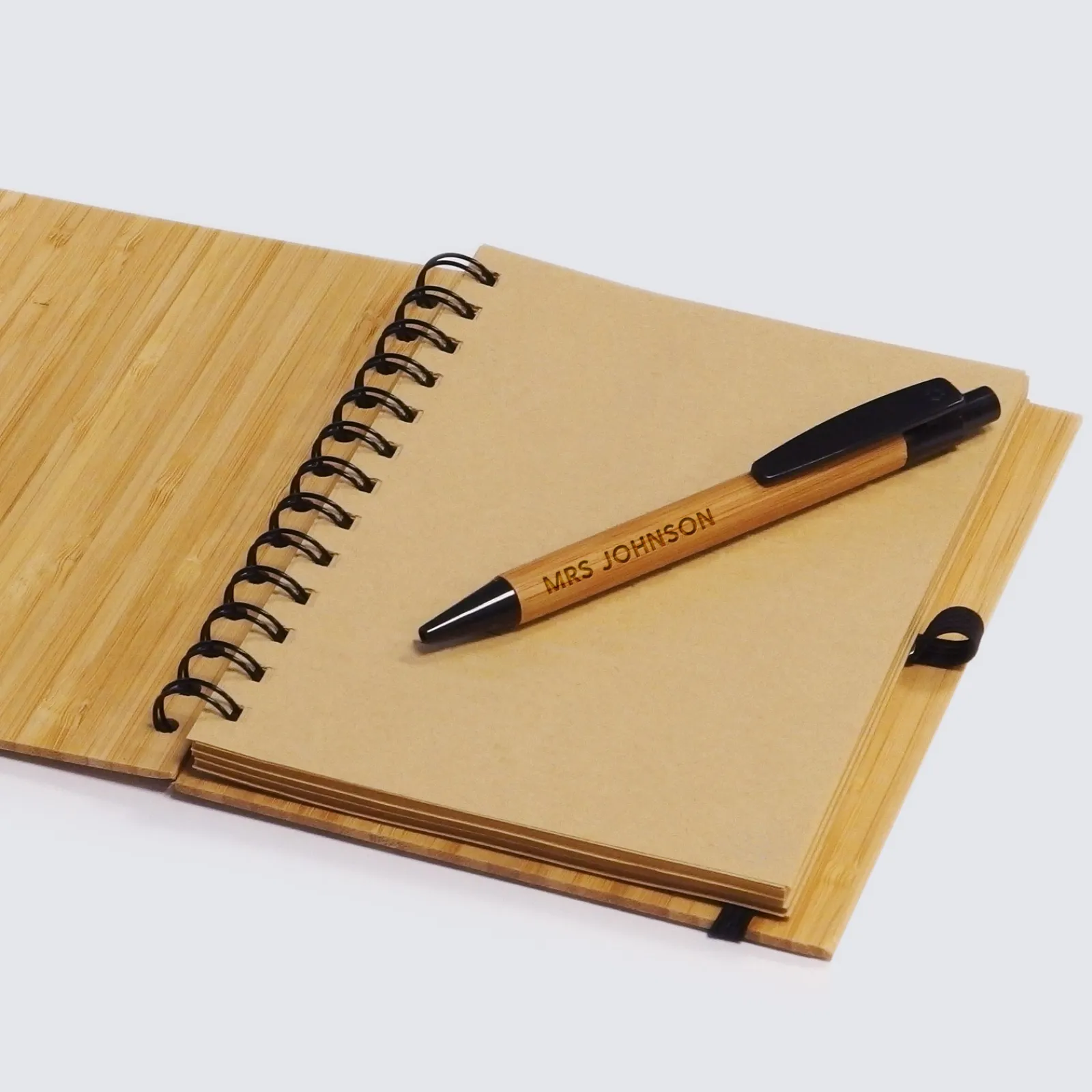 Best HappyBulle Carnet bambou personnalisé 14,5x18 cm et stylo gravé