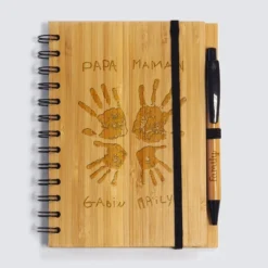 Sale HappyBulle Carnet bambou personnalisé 14,5x18 cm et stylo gravé - Nos petits imparfaits
