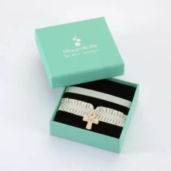 Discount HappyBulle Coffret de bracelets enfant personnalisés cordons élastiques interchangeables médaille gravée plaqué or croix 15x13 mm Plaqué or 18k