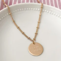 New HappyBulle Collier chaîne double personnalisé médaille gravée plaqué or 19 mm