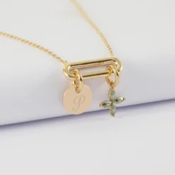 Hot HappyBulle Collier chaîne ovale ouvert personnalisé médaille gravée plaqué or 10 mm et breloque fleur pétales 10 mm