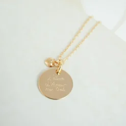 Outlet HappyBulle Collier mini coeur bombé personnalisé médaille gravée plaqué or 15 mm Plaqué or 18k