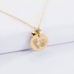 Outlet HappyBulle Collier mini coeur bombé personnalisé médaille gravée plaqué or 15 mm Plaqué or 18k
