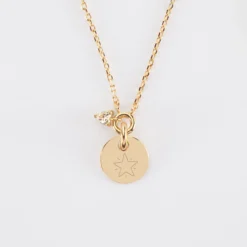New HappyBulle Collier mini coeur scintillant personnalisé médaille gravée plaqué or 10 mm Plaqué or 18k