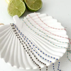 Clearance HappyBulle Collier perles Miyuki colorées personnalisé médaille gravée plaqué or coeur estampillé 15 mm - x Atelier Wagram