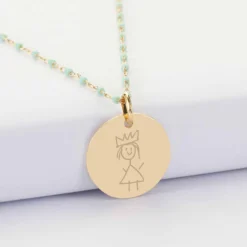 New HappyBulle Collier perles Miyuki colorées personnalisé médaille gravée plaqué or 19 mm