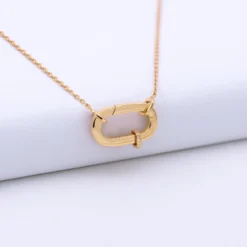 Sale HappyBulle Collier personnalisé collection Chapitre mousqueton 11x19 mm plaqué or - à composer