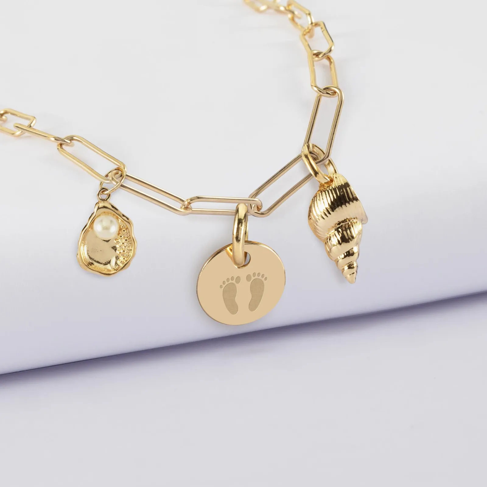 Discount HappyBulle Collier personnalisé petites mailles médaille gravée plaqué or 10 mm et breloque(s) summer - à composer